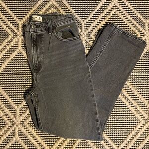Abercrombie & Fitch women’s 90’s straight gray jeans